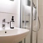 Ahoi Homes - Stilvoller Altbau Im Herzen Kiels Apartamento *