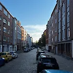 Ahoi Homes - Stilvoller Altbau Im Herzen Kiels
