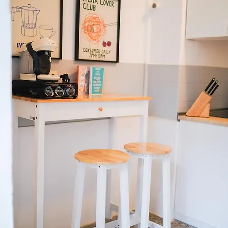 Ahoi Homes - Stilvoller Altbau Im Herzen Kiels 킬