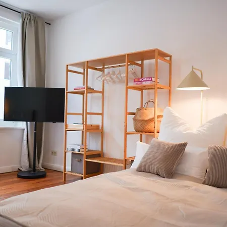 아파트 Ahoi Homes - Stilvoller Altbau Im Herzen Kiels *