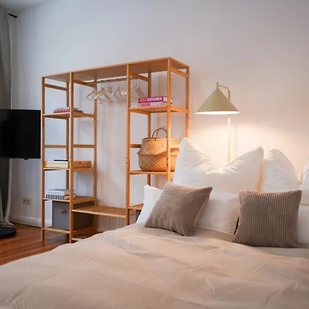 아파트 Ahoi Homes - Stilvoller Altbau Im Herzen Kiels 킬